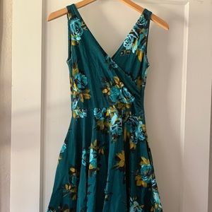Betsey Johnson Floral Party Dress w/ pockets
